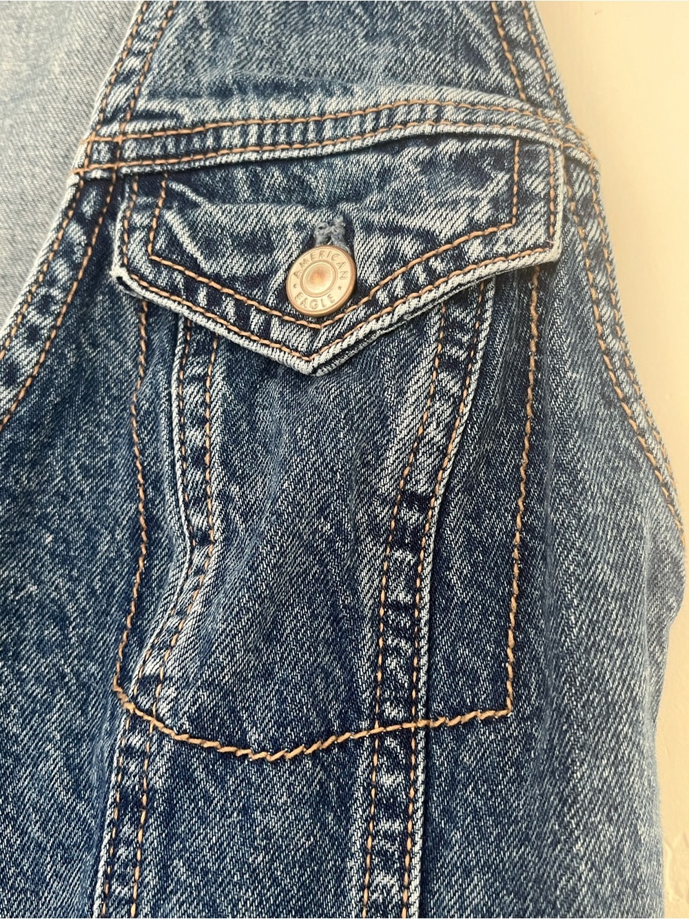American Eagle V-Neckline Cropped Denim Pocket Vest Size Small - Picture 8 of 12